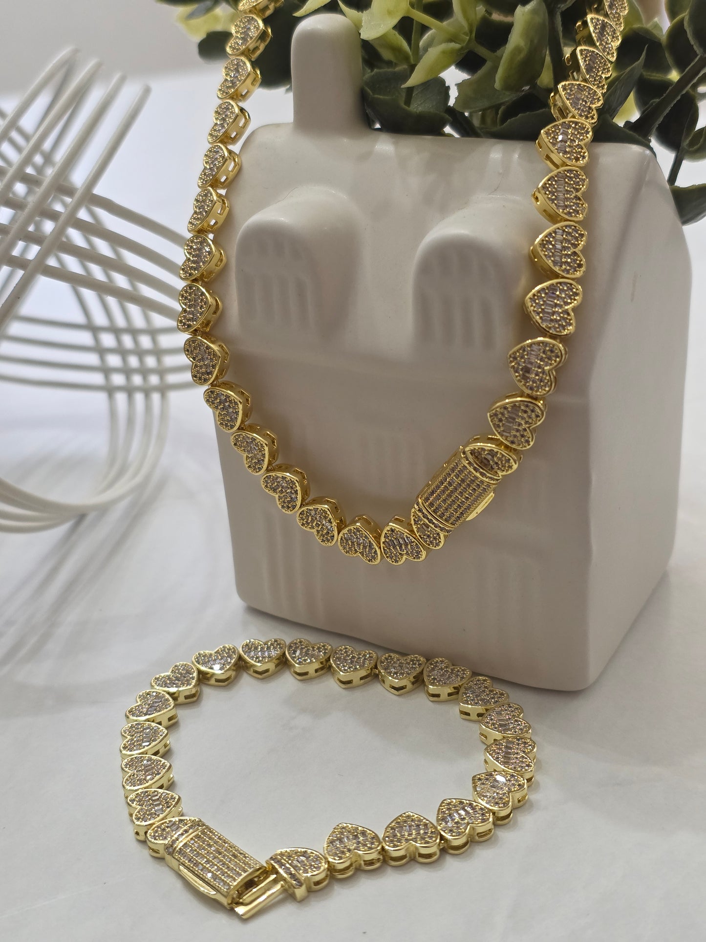 Set de Corazones 8mm x 20" PVD + Charm de PR Brazalete Gratis