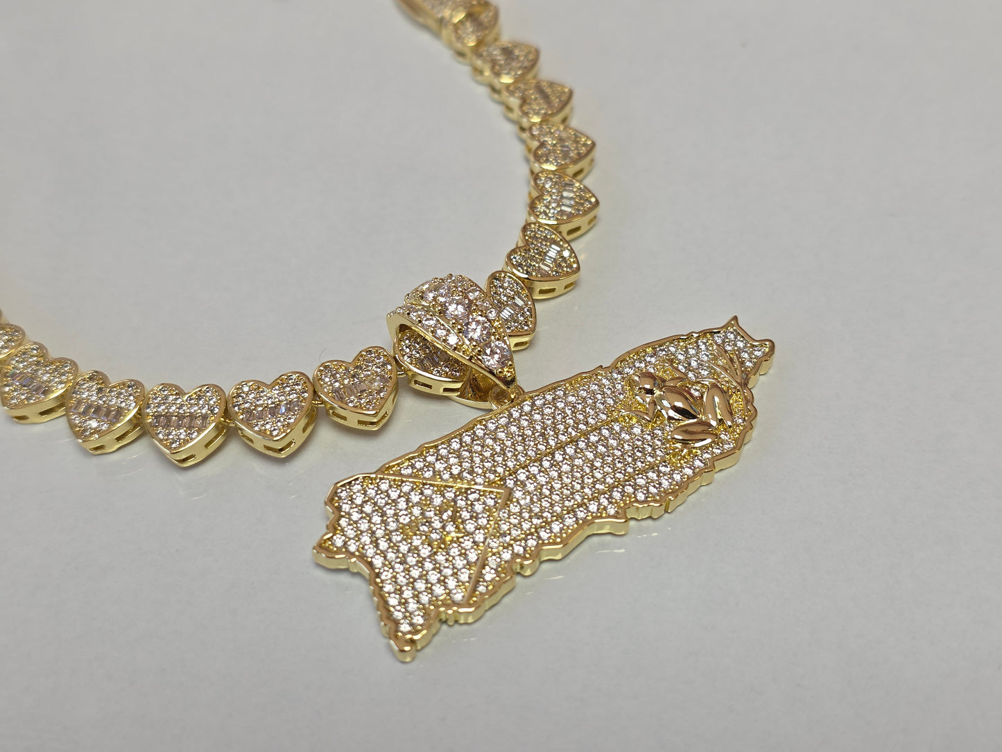 Set de Corazones 8mm x 20" PVD + Charm de PR Brazalete Gratis