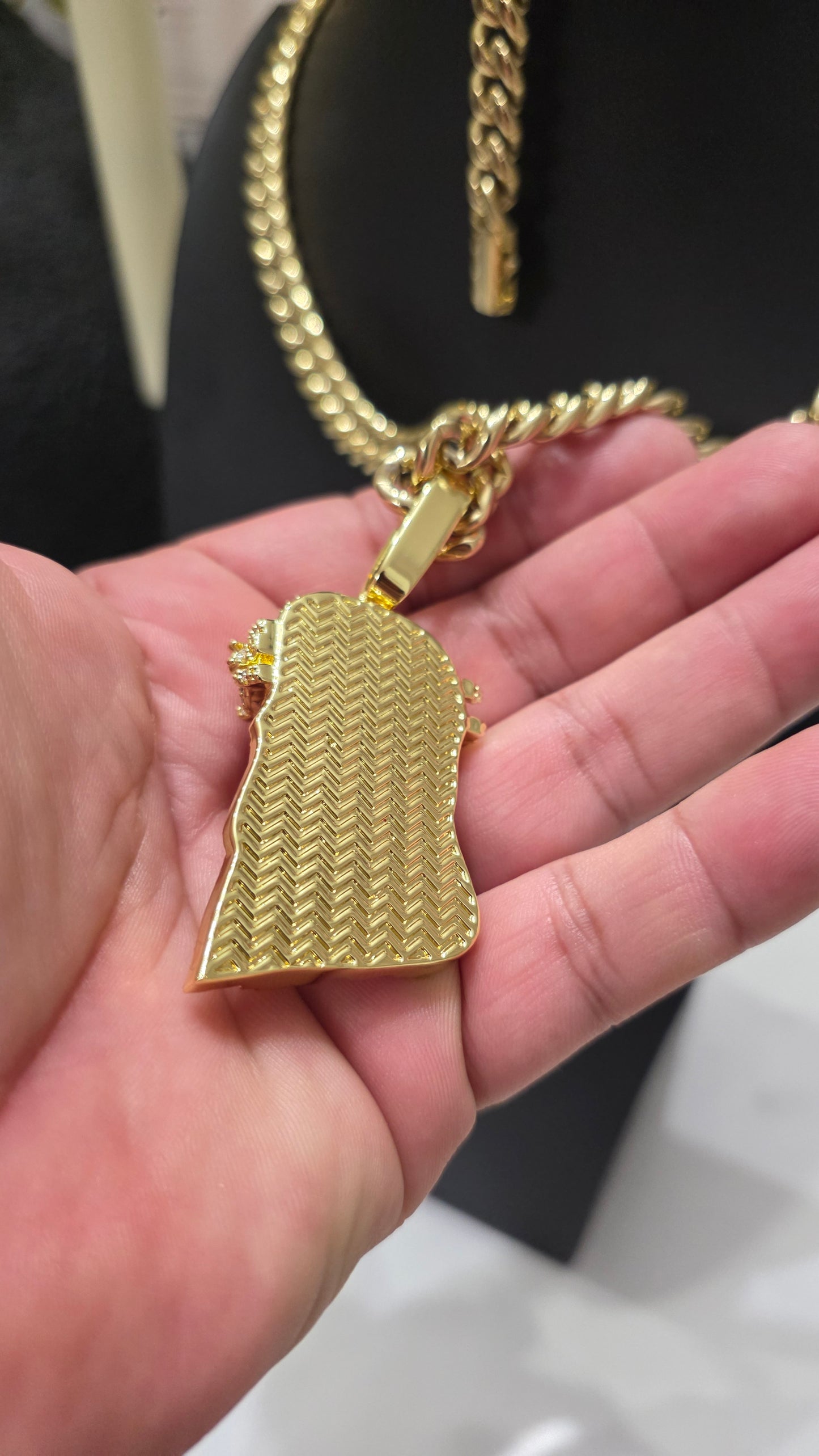 Set Cubana Stainless Steel PVD 10mm+Charm de Jesús 1 Año de Garantía+Color 14K Real