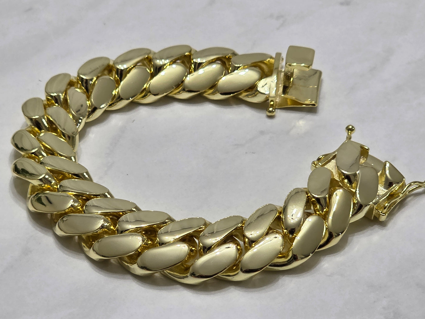 Brazalete Miami Cuban 15MM PVD, Hechas a Mano (Eslabón Pegado)