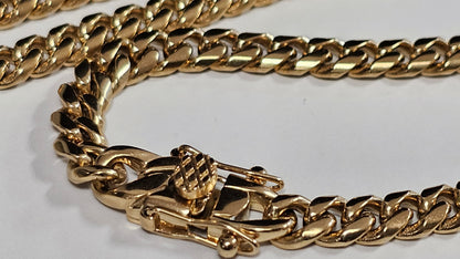 Cadena Miami Cuban 6mm  x 22"  Brazalete Gratis.                          ( 1 año de Garantía)