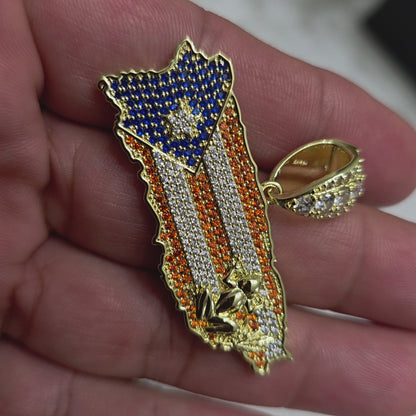Bello Charm de Puerto Rico a Color con Cadena Stainless Steel PVD.       (1 Año de Garantía)
