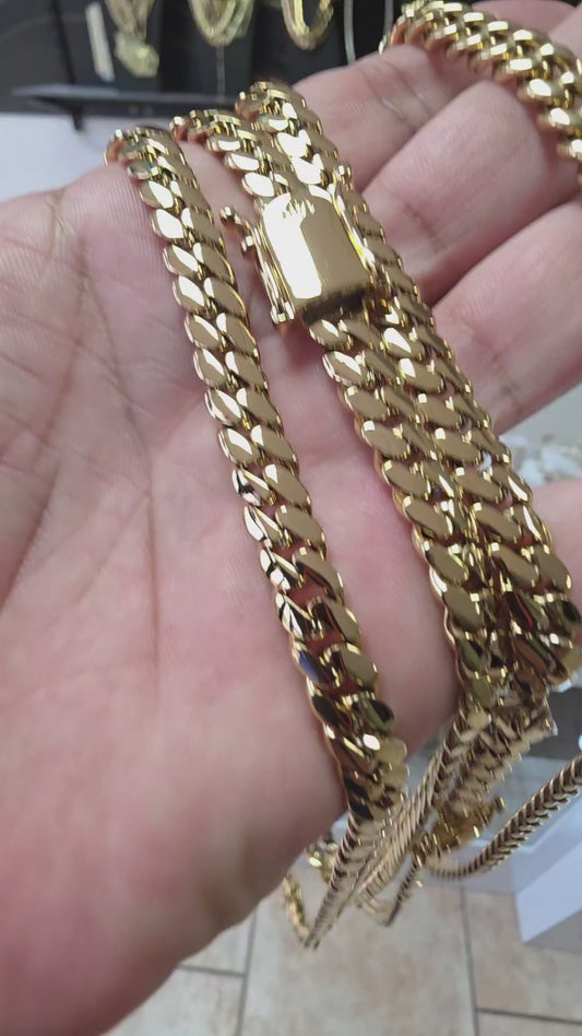 Lo Nuevo PVD Premium  Xtreme Cubana Miami Cuban 8MM Hechas a Mano                   (Eslabón Pegado)