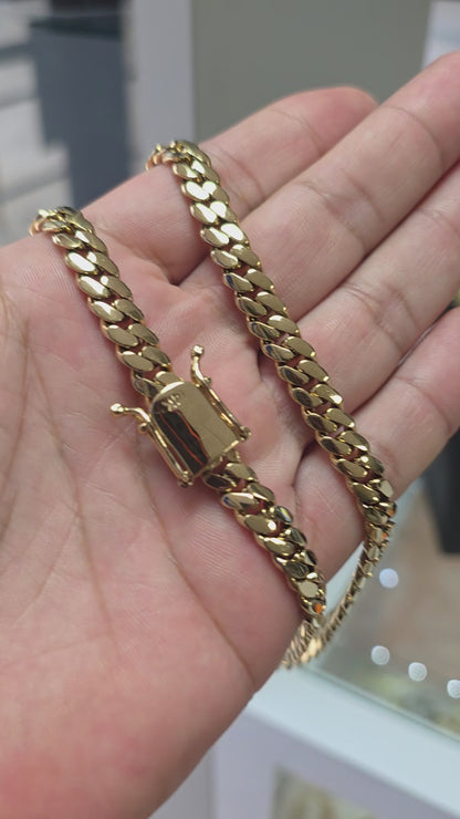 Lo Nuevo PVD Premium  Xtreme Cubana Miami Cuban 8MM Hechas a Mano                   (Eslabón Pegado)