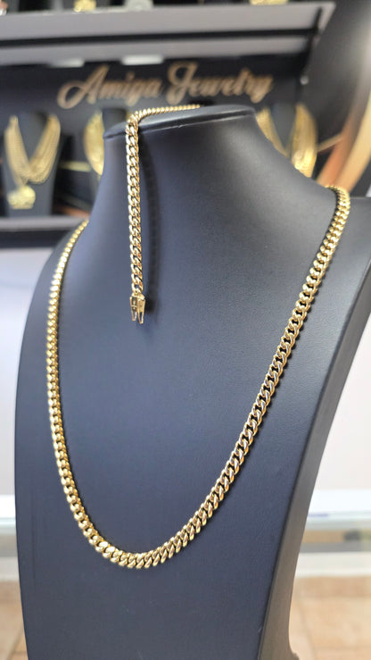 Cadena Miami Cuban 6mm  Brazalete Gratis. Uso diario                         ( 1 año de Garantía)