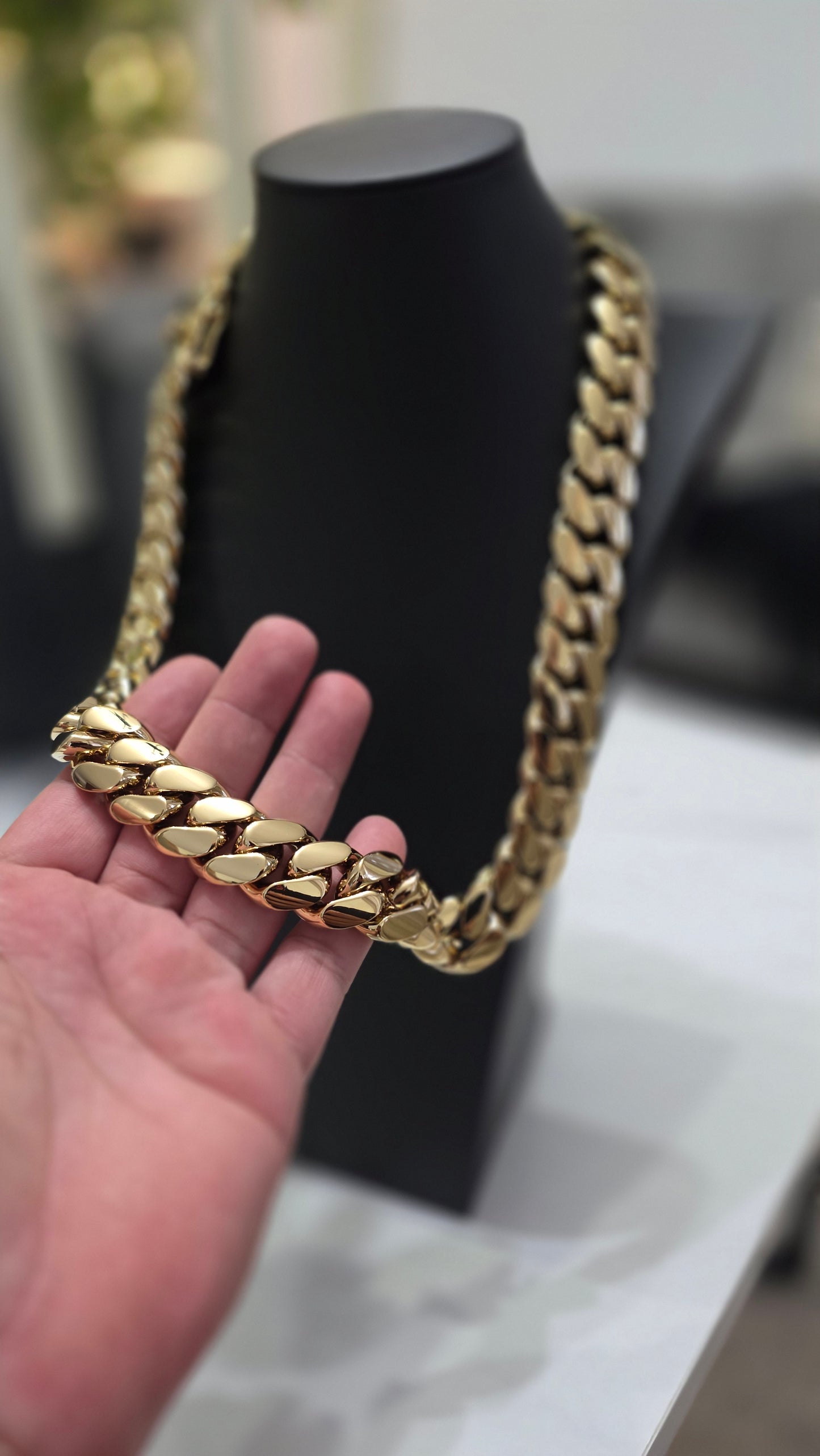 Miami Cuban 22MM (PVD PREMIUM )Hechas a Mano  (Eslabón Pegado)