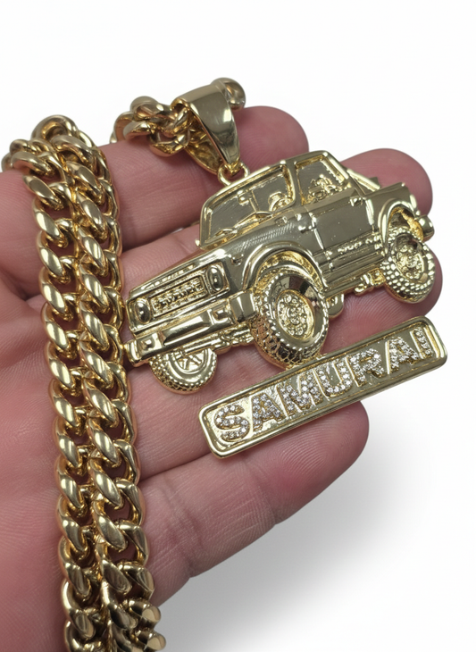 Bello Charm de Jeep Samurai Stainless Steel + Cadena 10mm  (1 Año de Garantía)