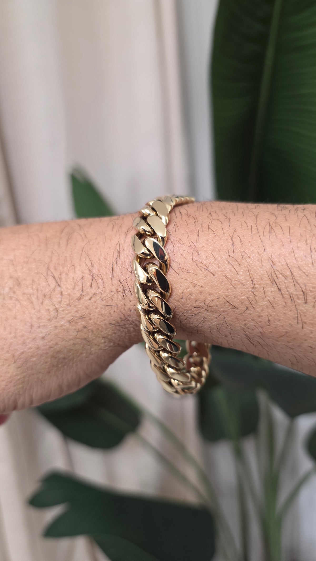 Miami Cuban 12MM                     PVD PREMIUM Plus Hechas a Mano  (Eslabón Pegado)                               1 Año de Garantía