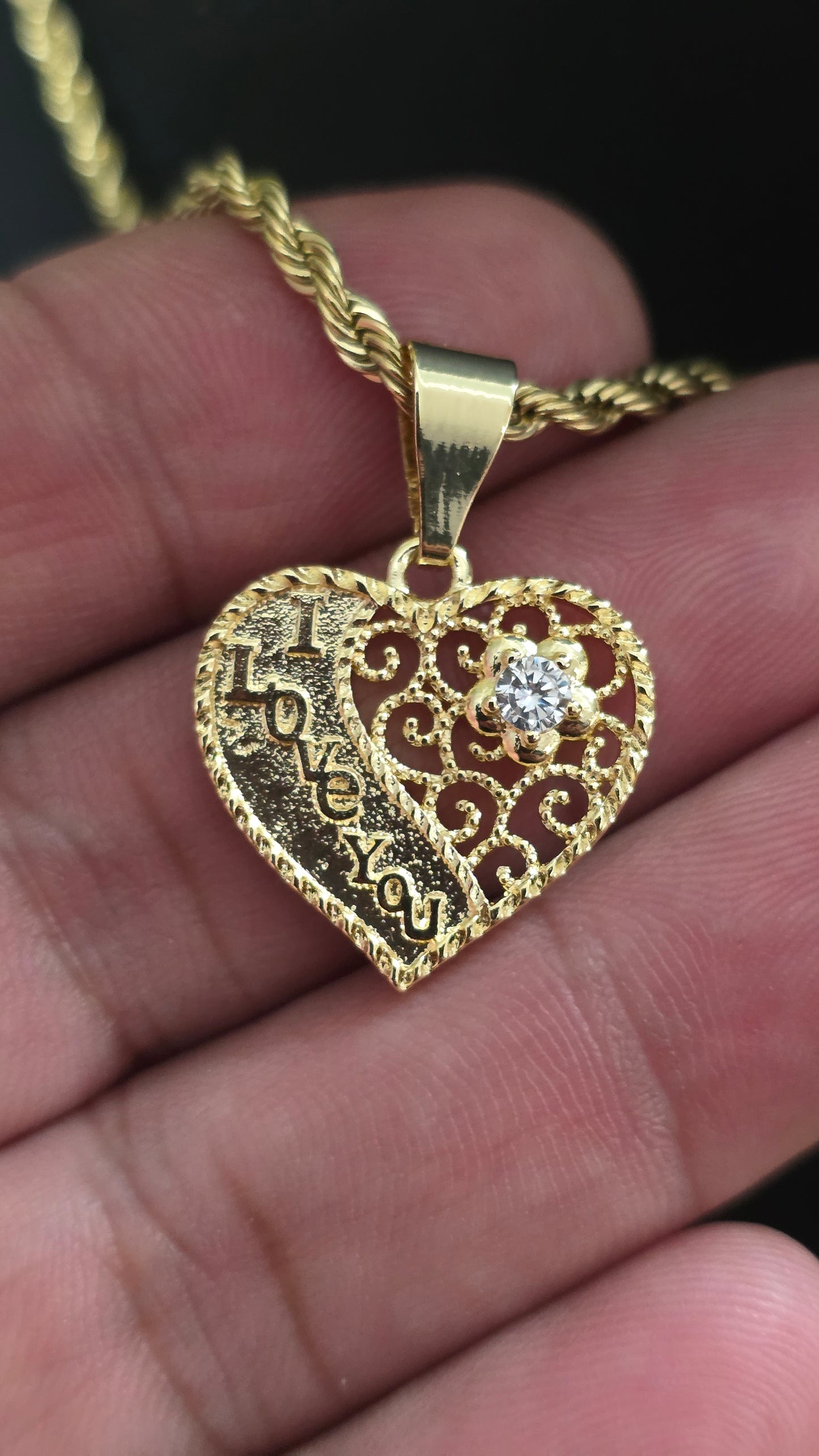 Soga 3mm PVD Stainless steel + Pendant de Corazón ( I Love You )