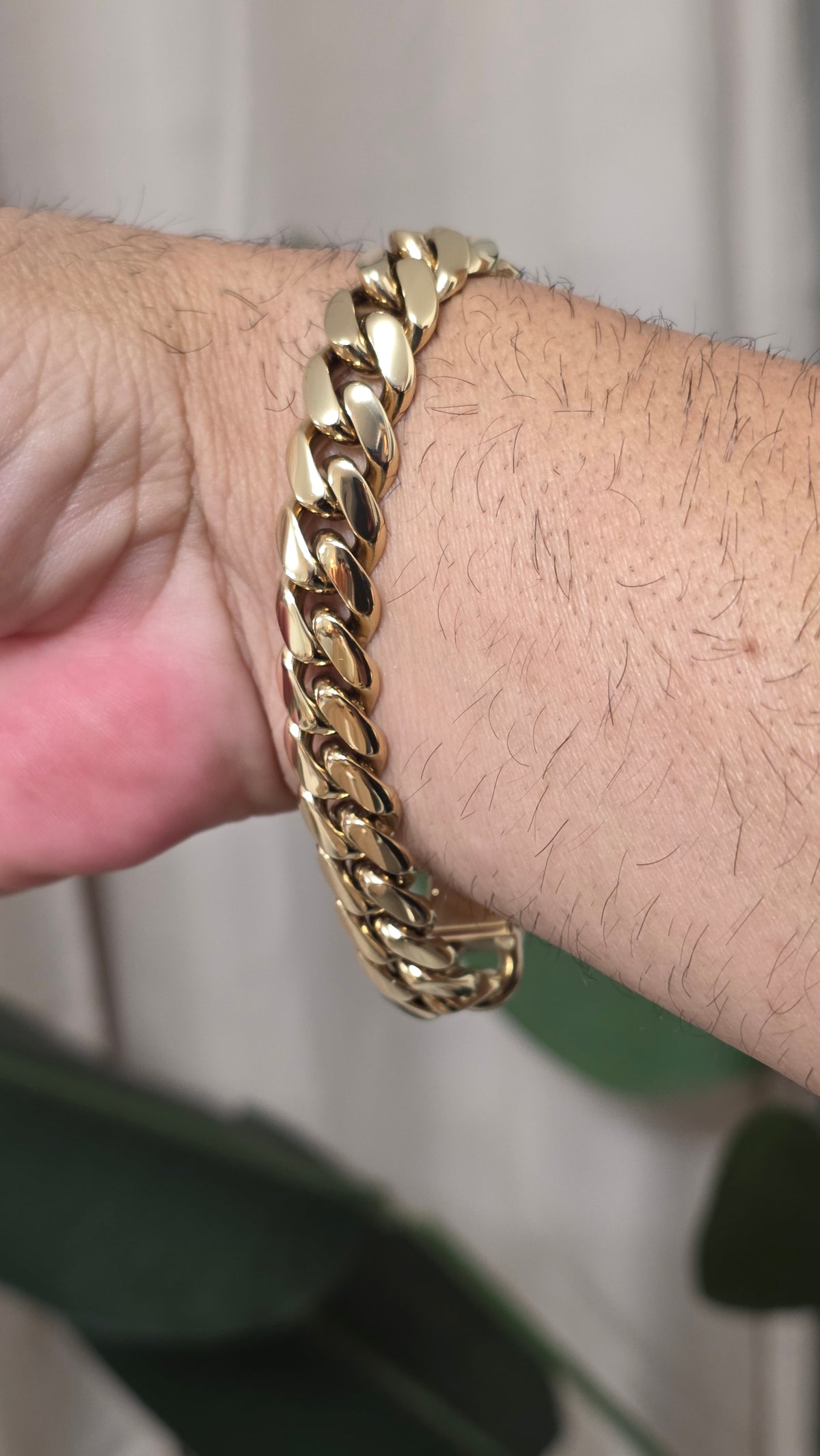 Miami Cuban 12MM                     PVD PREMIUM Plus Hechas a Mano  (Eslabón Pegado)                               1 Año de Garantía