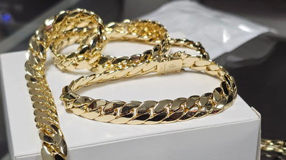 (Oferta de San Valentín)Set Miami Cuban y Brazalete 10mm(PVD) Hechas a Mano