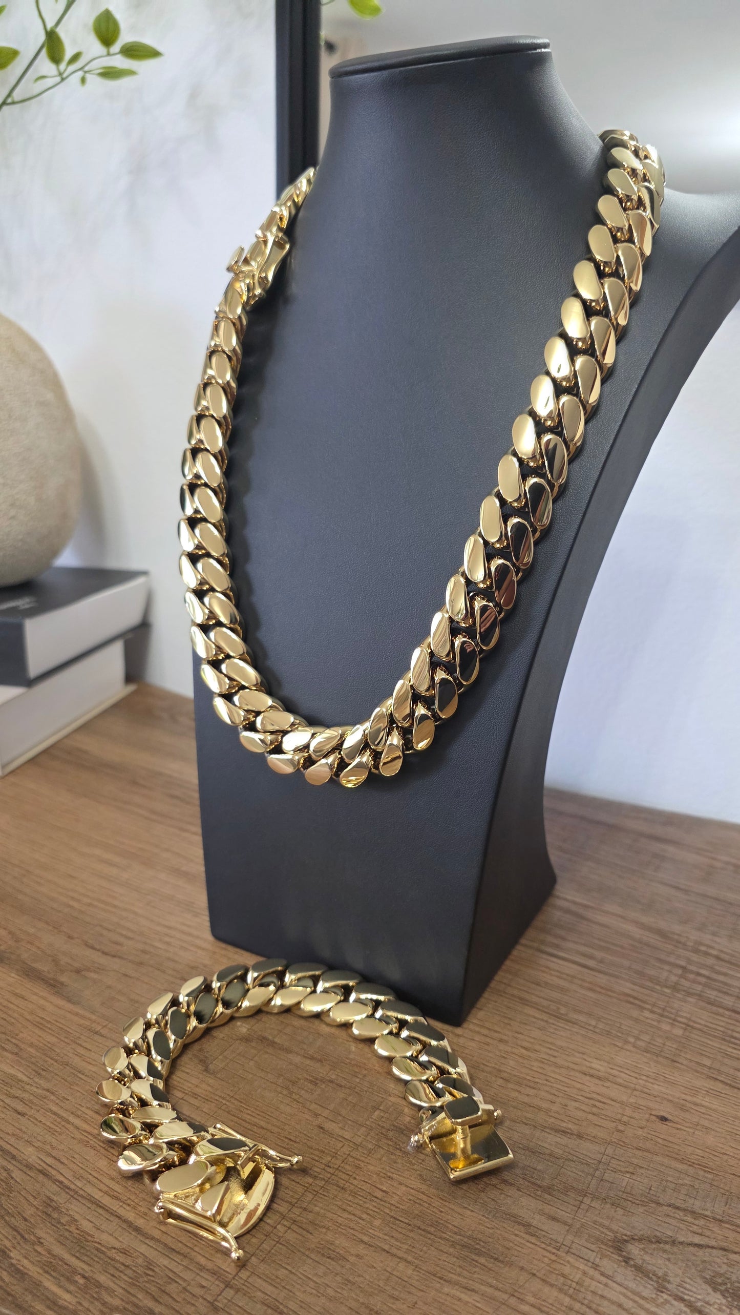 Miami Cuban 22MM (PVD PREMIUM )Hechas a Mano  (Eslabón Pegado)