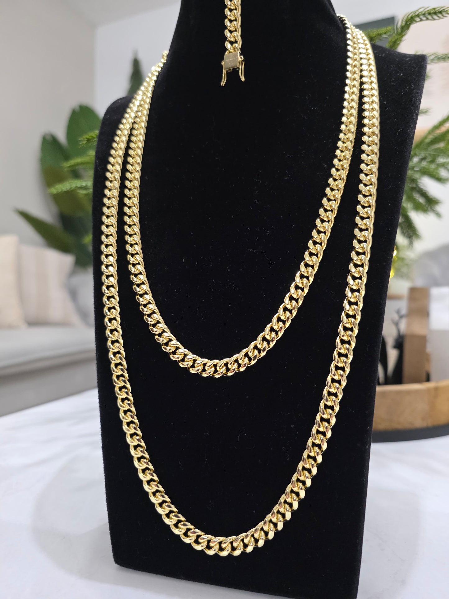 Lo Nuevo PVD color 14kt Real.                       Set 8mm Stainless steel PVD, 1 Año de Garantía