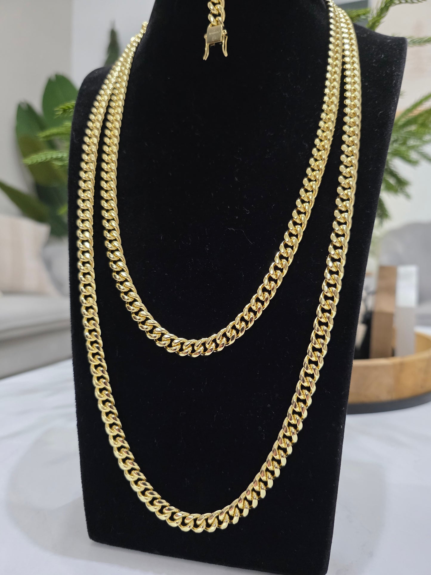 Lo Nuevo PVD color 14kt Real.                       Set 8mm Stainless steel PVD, 1 Año de Garantía