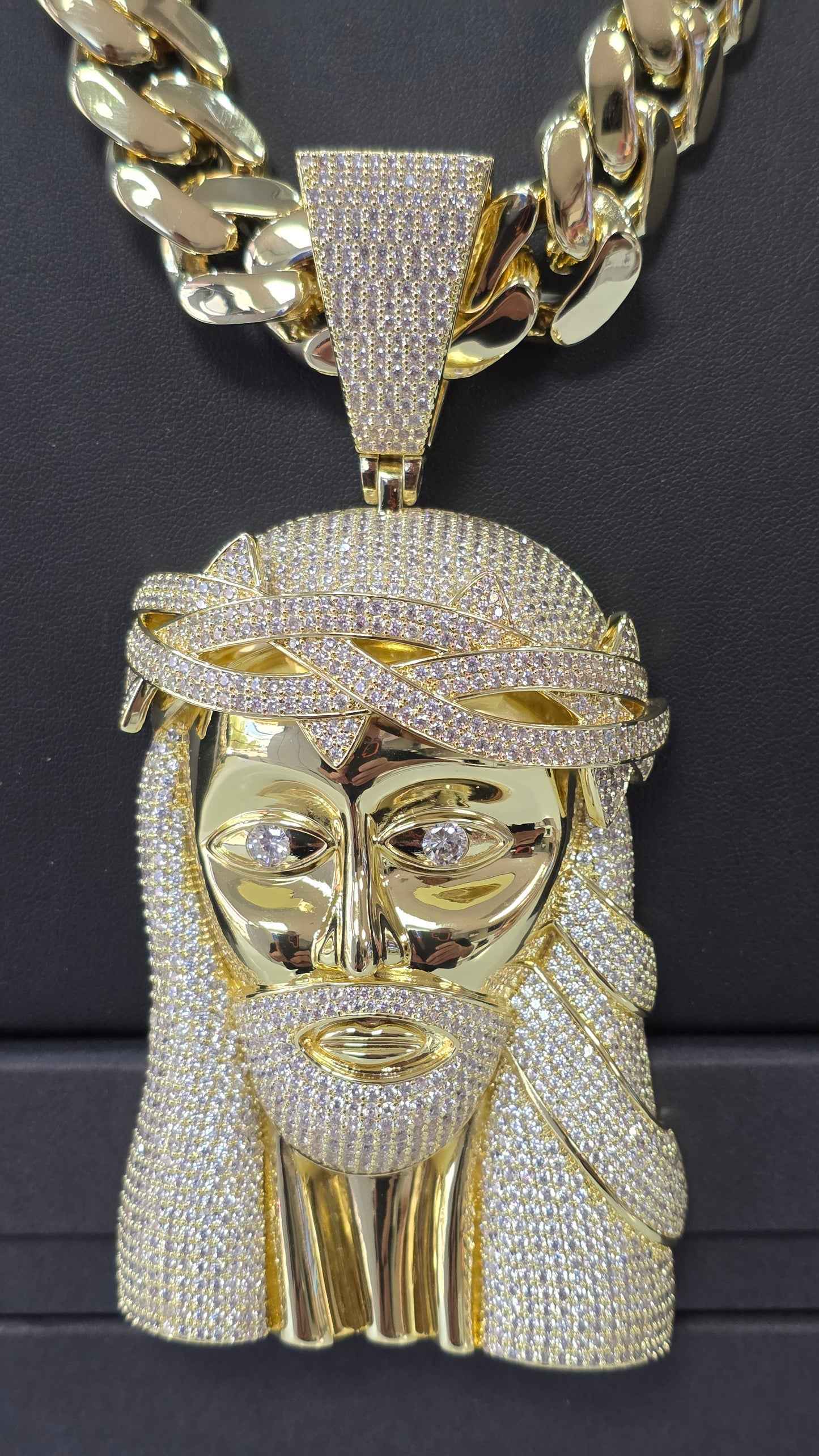 Charm de Jesus 5"