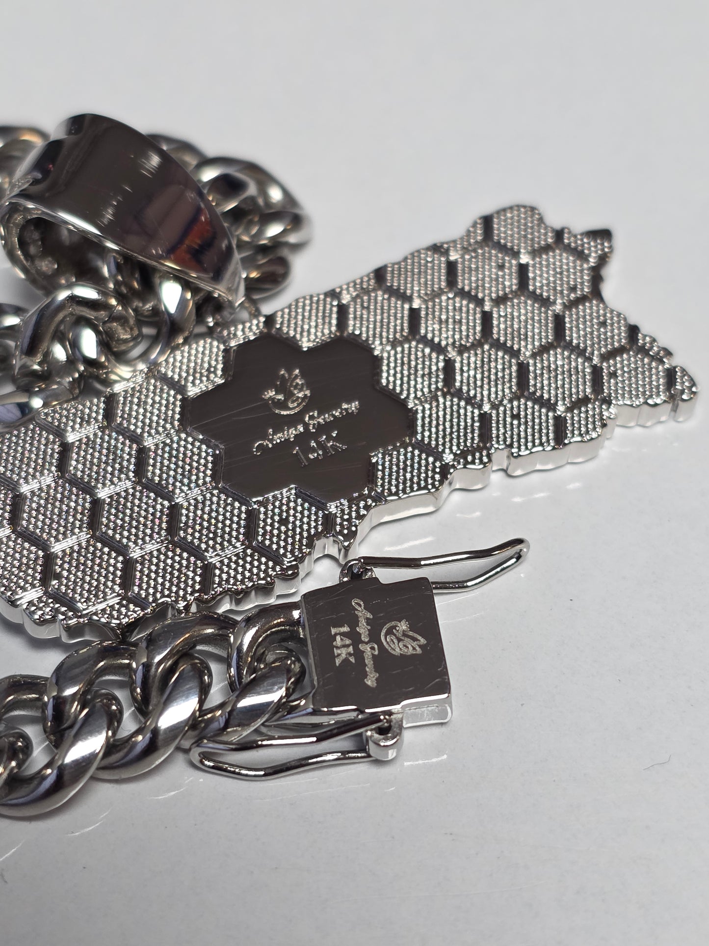 Bello Charm de Puerto Rico  Stainless Steel (Plateado)