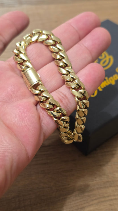 Miami Cuban 10MM                     PVD PREMIUM Plus Hechas a Mano  (Eslabón Pegado)                 1 Año de Garantía