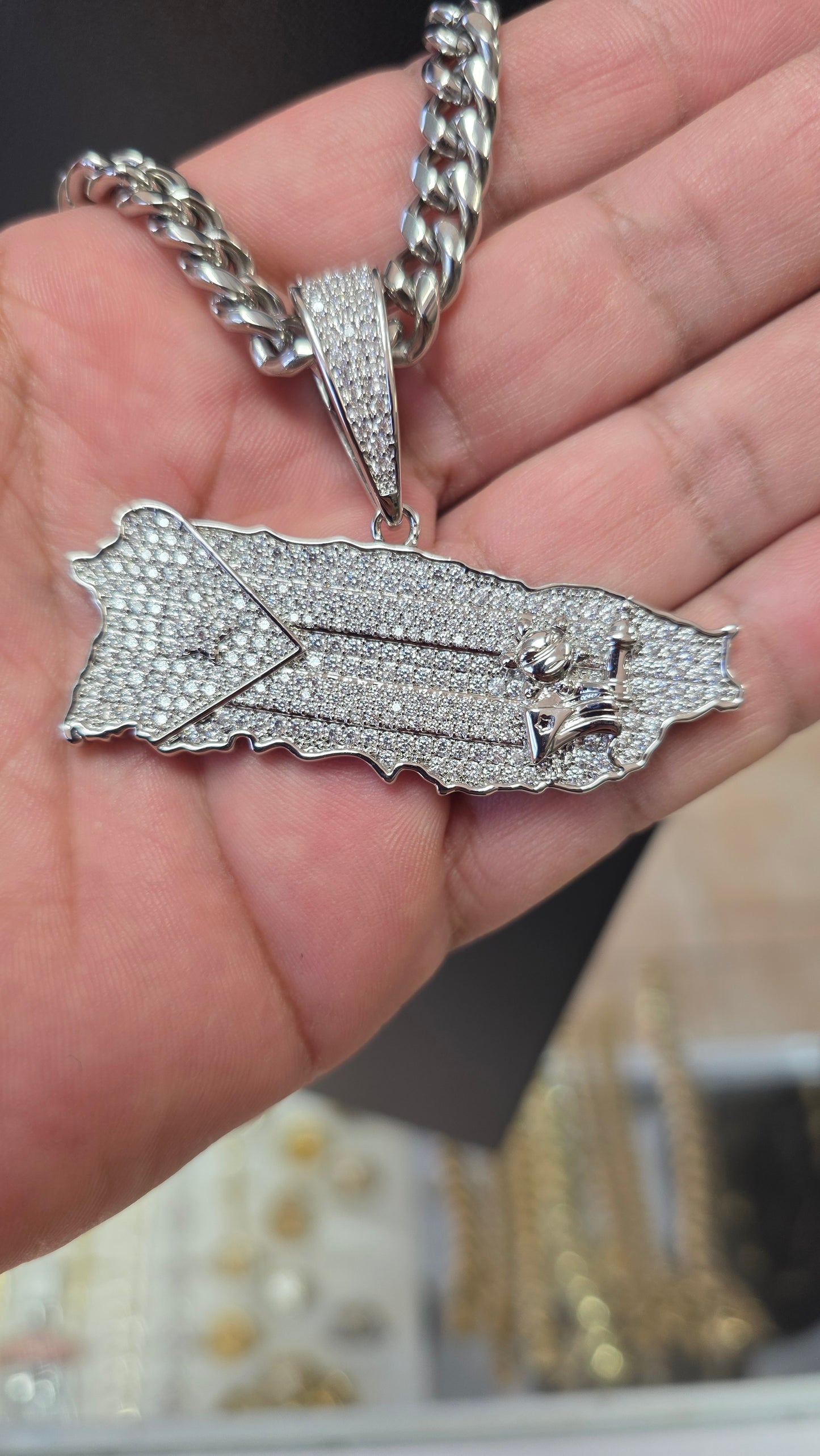 Cubana 8mm x 24" + Charm de Puerto Rico 2.5"  Stainless Steel (Plateado)