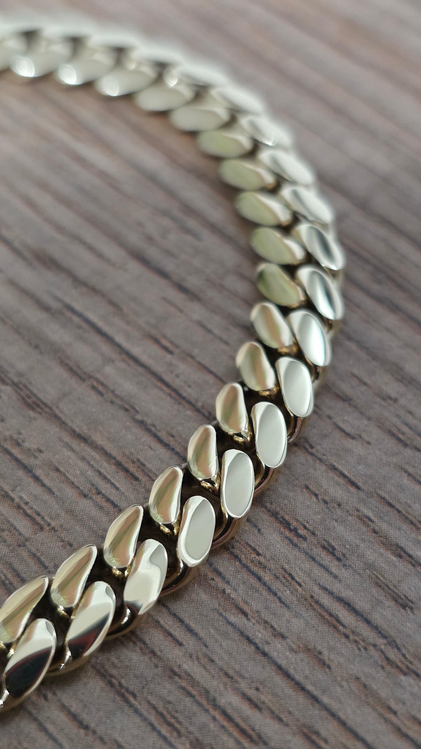 Brazalete Miami Cuban 8MM (PVD PREMIUM )Hechas a Mano  (Eslabón Pegado)