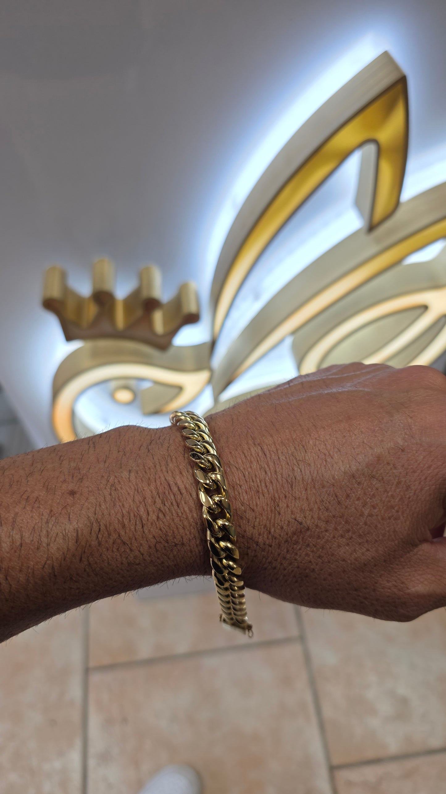Brazalete Miami Cuban 10MM  Stainless Steel PVD, Color 14k Real 1 Año de Garantía