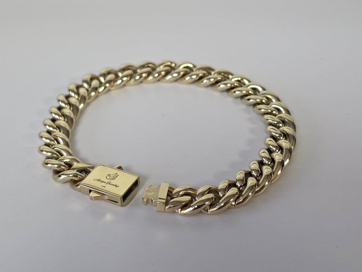 Brazalete Miami Cuban 10MM  Stainless Steel PVD, Color 14k Real 1 Año de Garantía