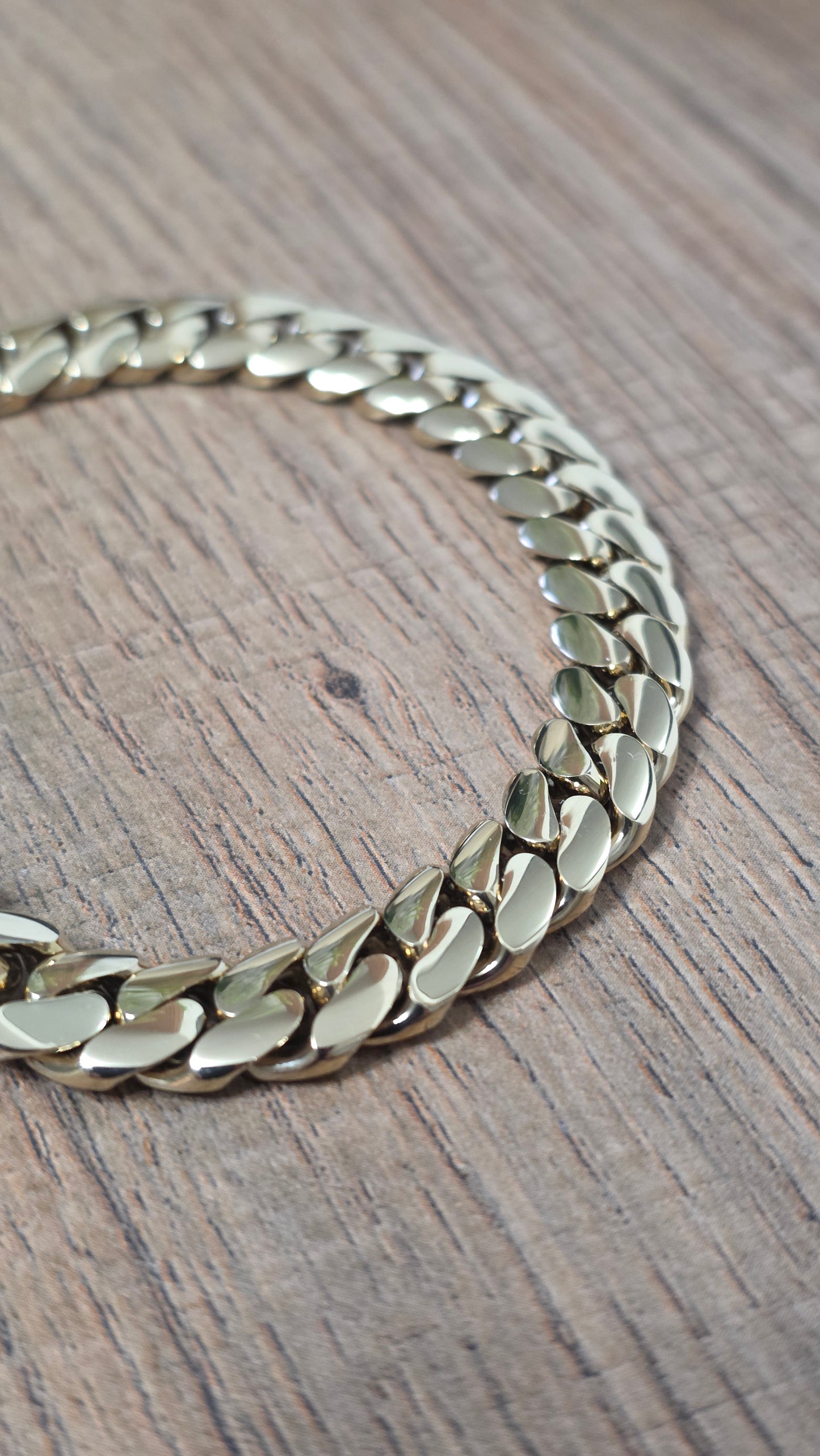 Brazalete Miami Cuban 10MM (PVD PREMIUM )Hechas a Mano  (Eslabón Pegado)