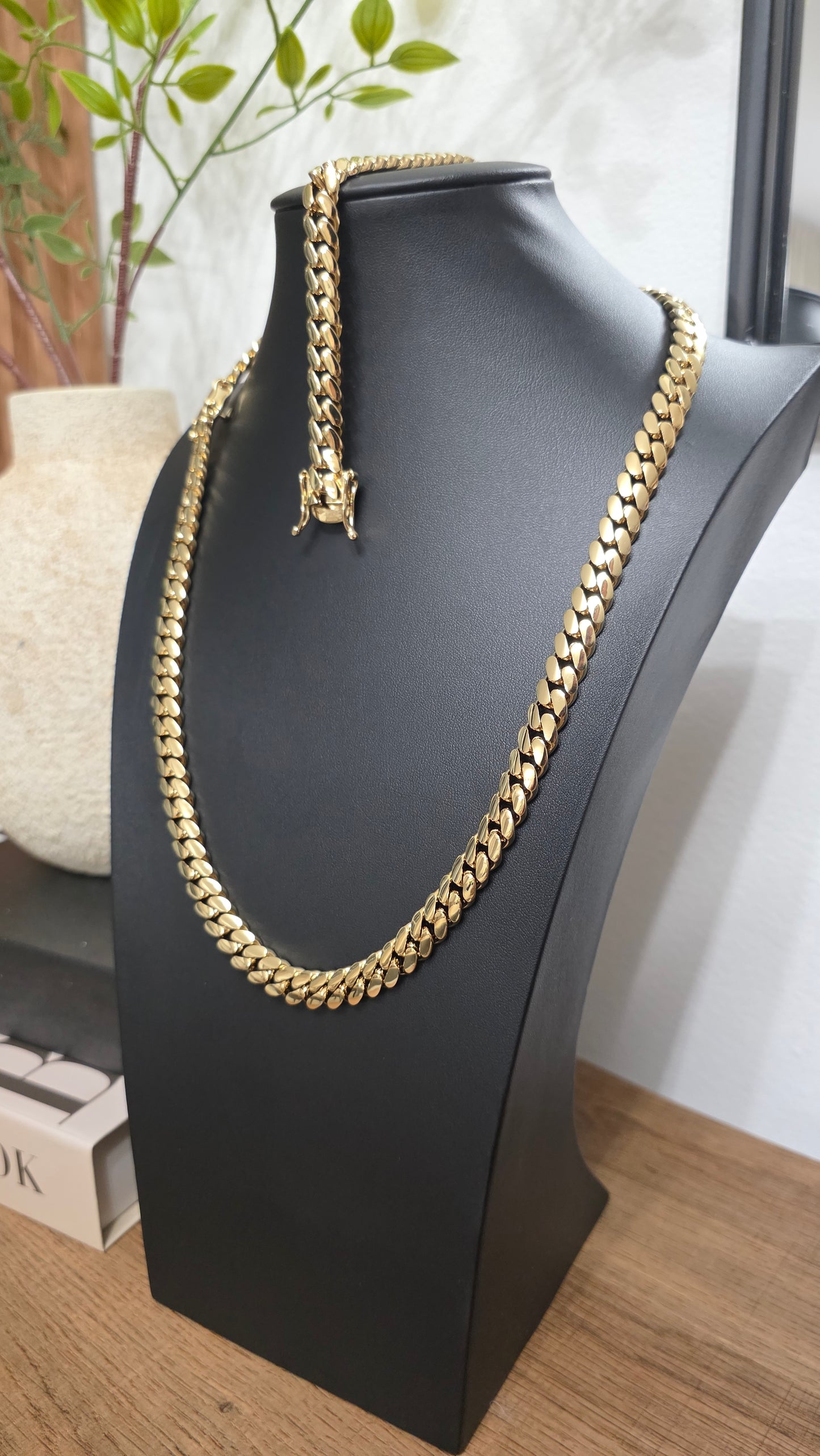 Cubana Miami Cuban 10MM (PVD PREMIUM )Hechas a Mano  (Eslabón Pegado)