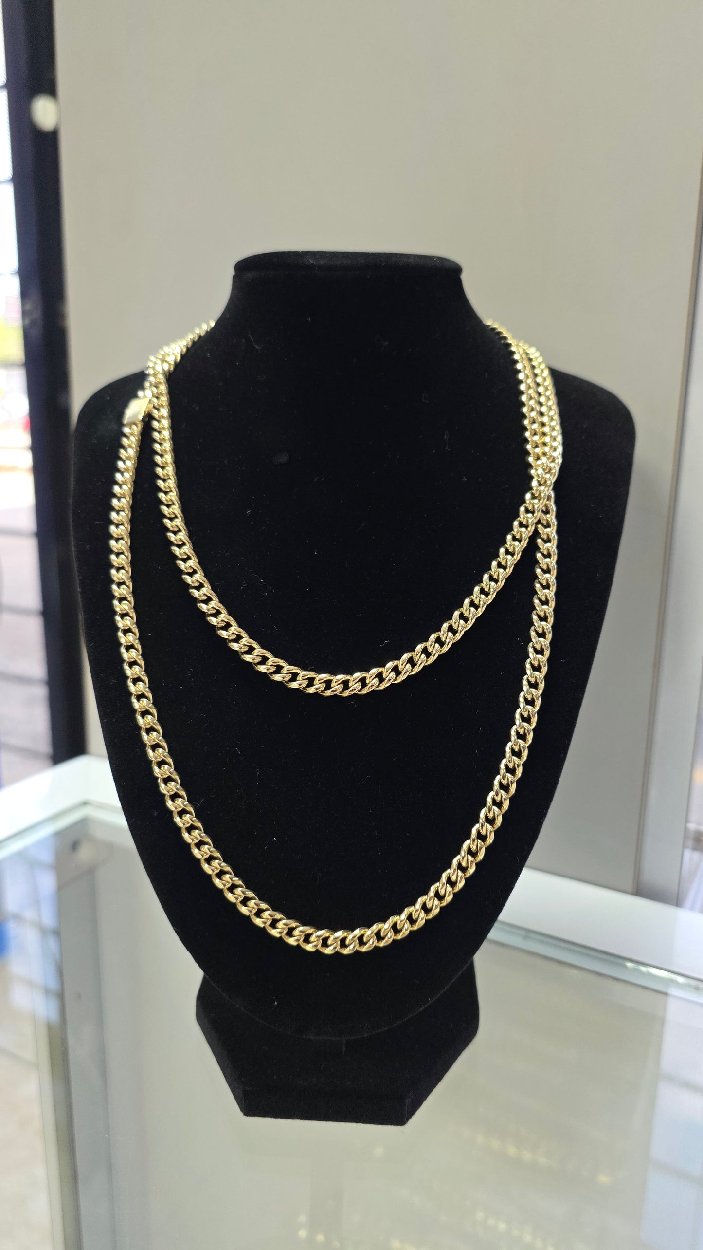 Cadena Miami Cuban 6mm + Brazalete Gratis. Color 14K Real                         ( 1 año de Garantía)