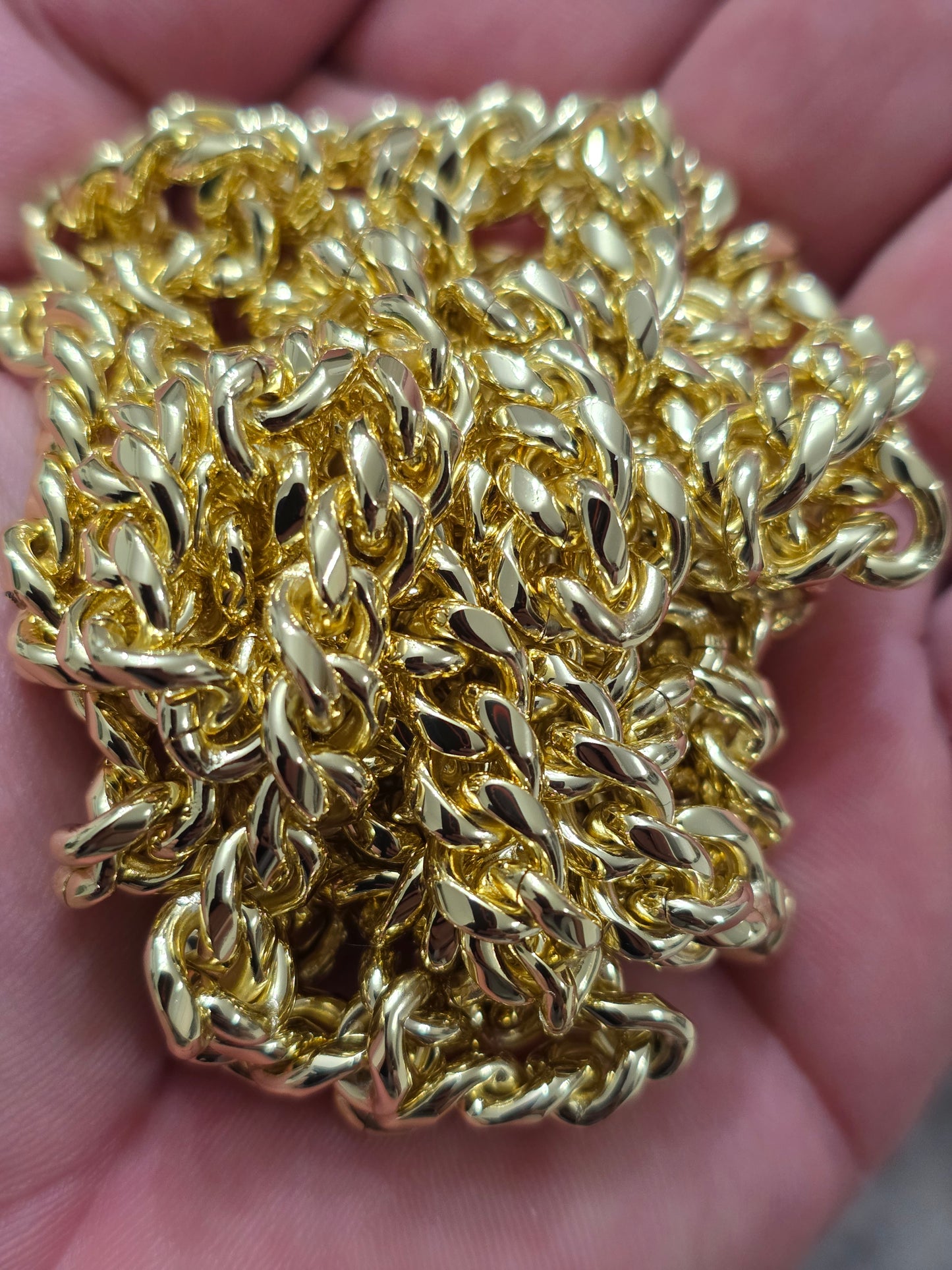 Lo Nuevo PVD color 14kt Real.                       Set 8mm Stainless steel PVD, 1 Año de Garantía