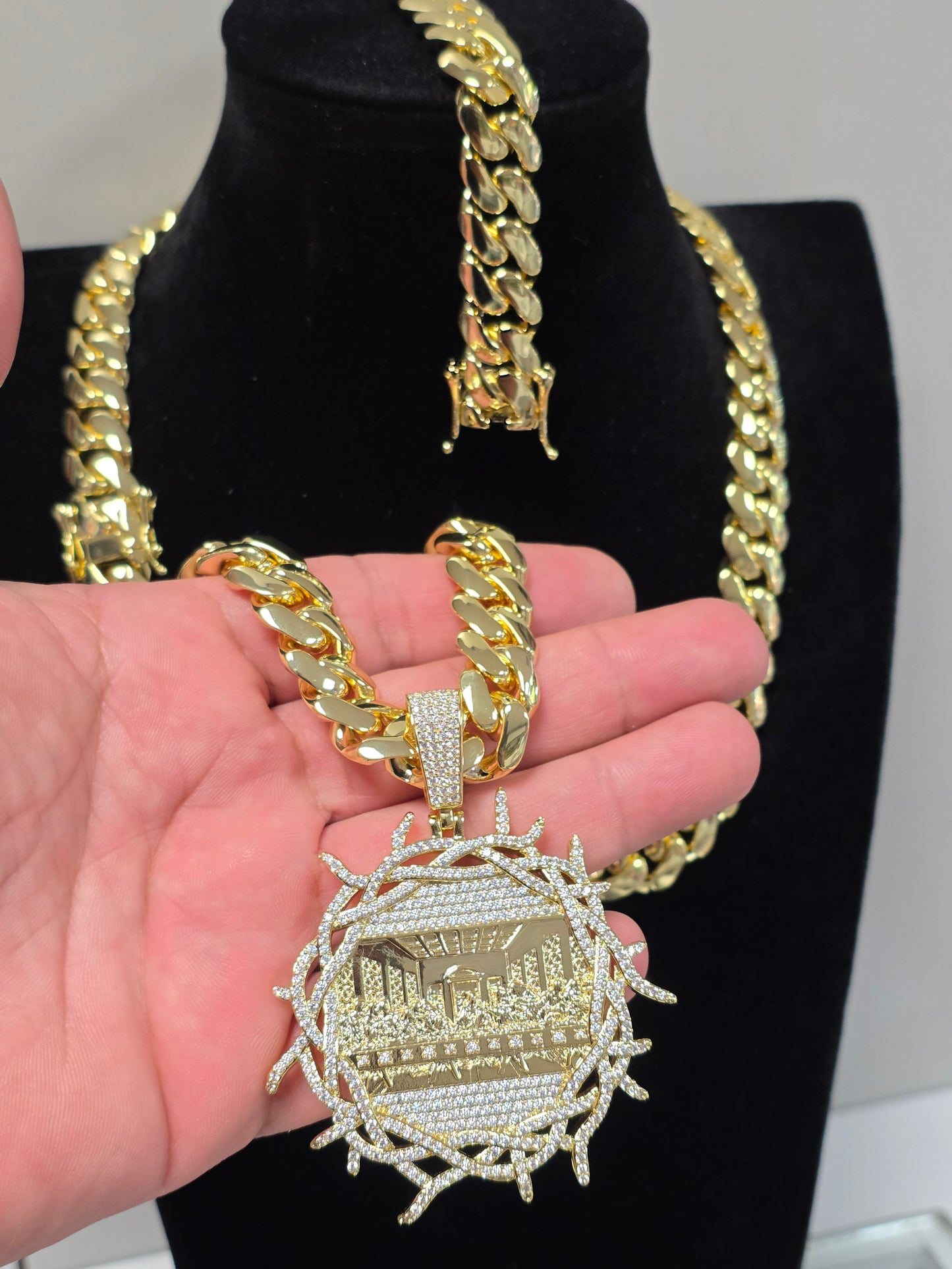 Cubana 14mm x 26" + Charm                         (Hechas a Mano)