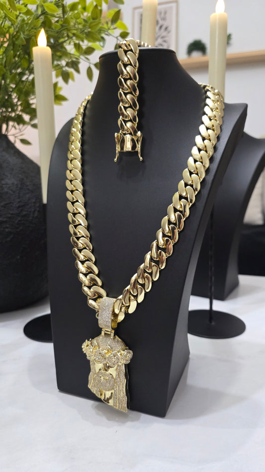 Set de 20mm + Charm Jesús       Hechas a Mano PVD