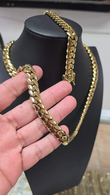 Lo Nuevo PVD Premium Xtreme Cubana Miami Cuban 12MM Hechas a Mano                   (Eslabón Pegado) Preventa